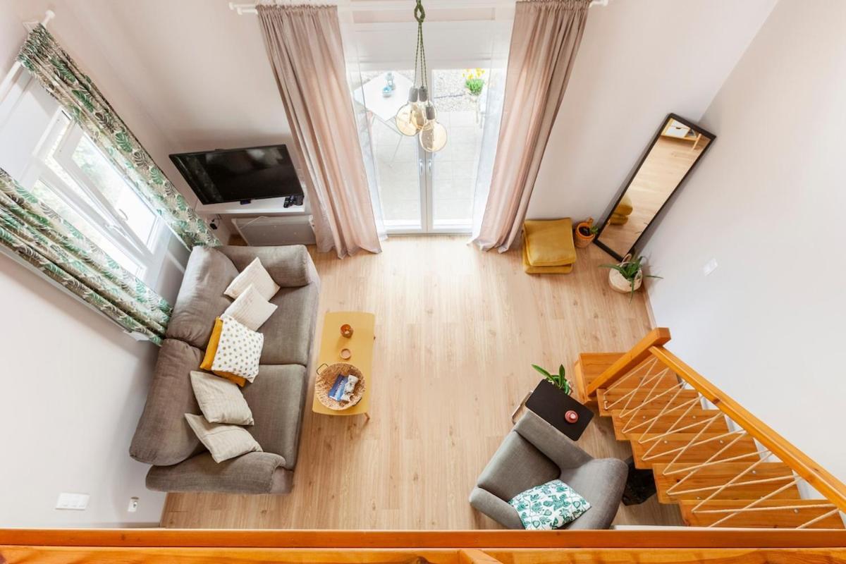 Meliterra Villa Gialova Bagian luar foto